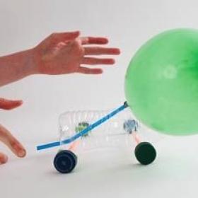 Make Your Own 4-Wheel Balloon Car