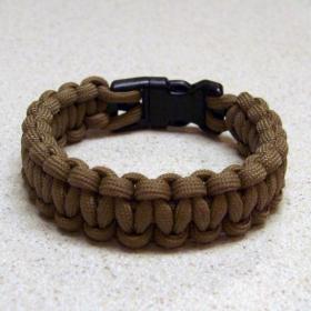 Paracord bracelet with a side release buckle