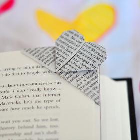 How to make an origami corner heart bookmark